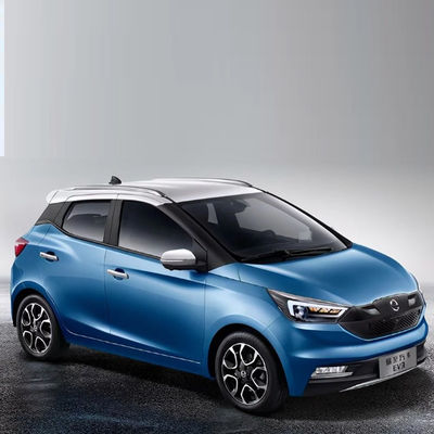 Καλή τιμή. 2023 Energy JMC EV3 Ηλεκτρικό αυτοκίνητο Sedan Λευκό / Μπλε Max Δύναμη 36KW Γρήγορη ταχύτητα 100km/h Ιδανικό για την οδήγηση στην πόλη σε απευθείας σύνδεση