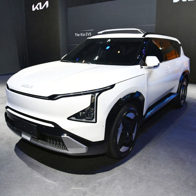 Καλή τιμή. 2023 KIA EV5 Left Hand Drive 5 θέσεις Luxury SUV Ηλεκτρικό αυτοκίνητο με 700 χλμ. σε απευθείας σύνδεση