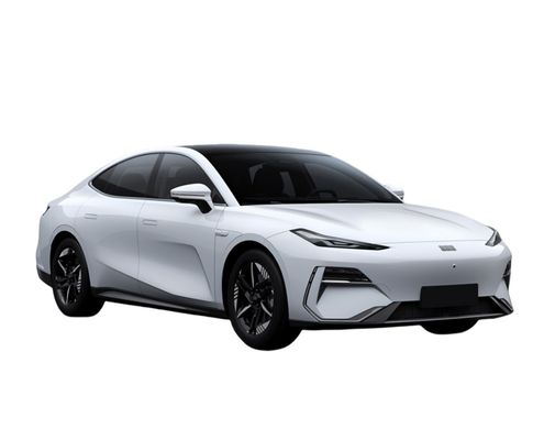 Καλή τιμή. Geely Milky Way E8 Βασικό 4-θυρο 5-θέσιμο Ενεργειακό Ηλεκτρικό Οχήμα YINHE Ασημένιο Καθαρό Ηλεκτρικό Σεντάν σε απευθείας σύνδεση