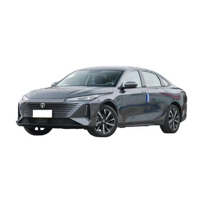 Καλή τιμή. Βιώστε τη δύναμη του 2023 1.5T GDI DCT Flagship Sedan της Changan Yida με προηγμένα φώτα LED και ροπή κινητήρα 260N.m σε απευθείας σύνδεση